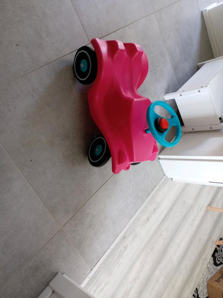 Bobby car in rosa in Engelskirchen