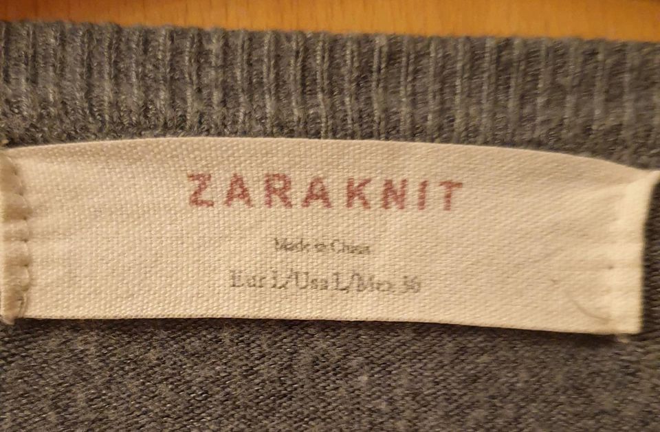 Zara Strickjacke in grau in Lünen