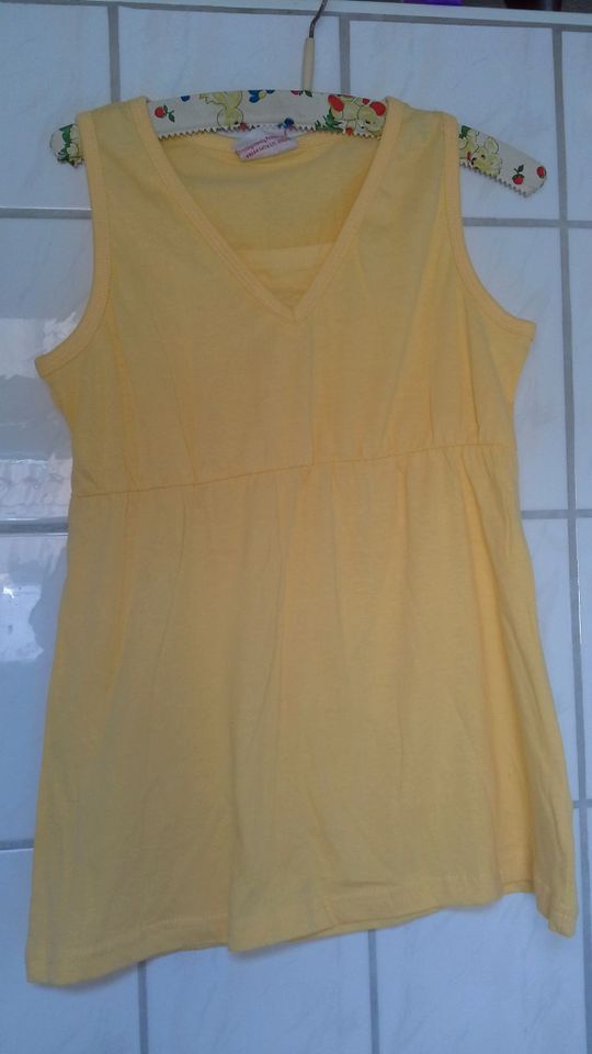 Yigga Kleid /Longshirt gr. 134/140 neu in Schorndorf