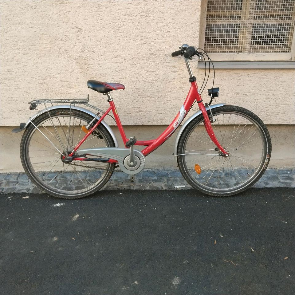 ROTES DAMENRAD 26 ZOLL SRAM 7 ALLTERAIN REIFEN in Kassel