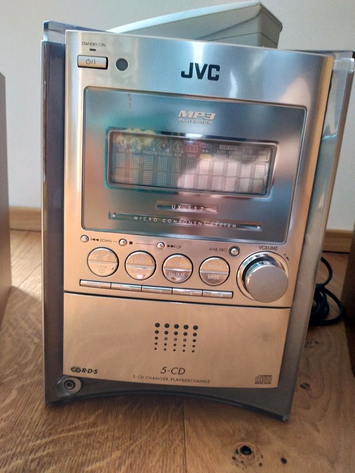 CD Player JVC MP3 5 Fach CD Wechsler in Langenargen