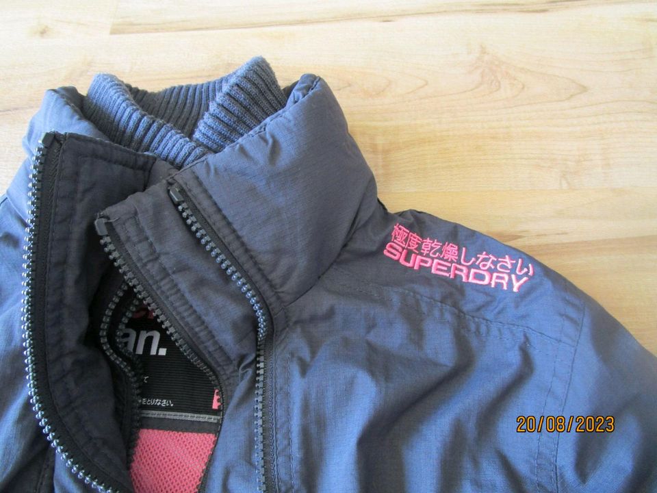 Superdry Jacke Gr.M....25€ in Bockenem