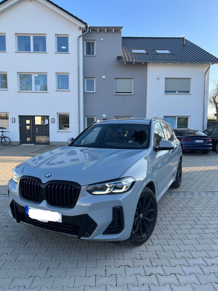 BMW X3 xDrive20d M Sport / 2. Hand / 25.000km / Service NEU in Bergisch Gladbach