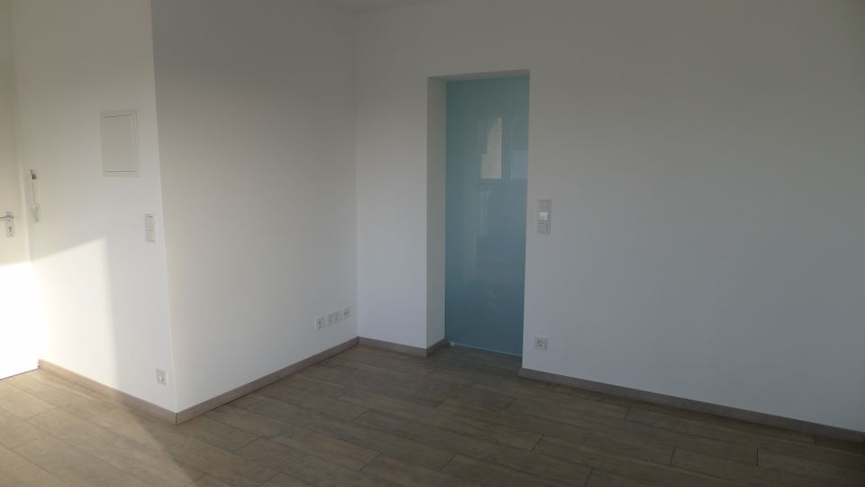 Vermietete helle 2-Zimmer-Wohnung mit 2 Balkonen in Steglitz in Berlin