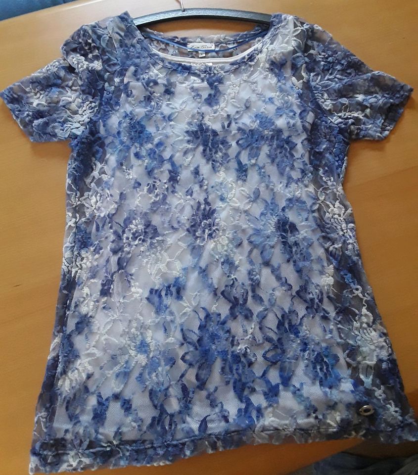 Bluse Hemdbluse Sommershirt Shirt mit Spitze verarbeitet ab in Königsbrunn