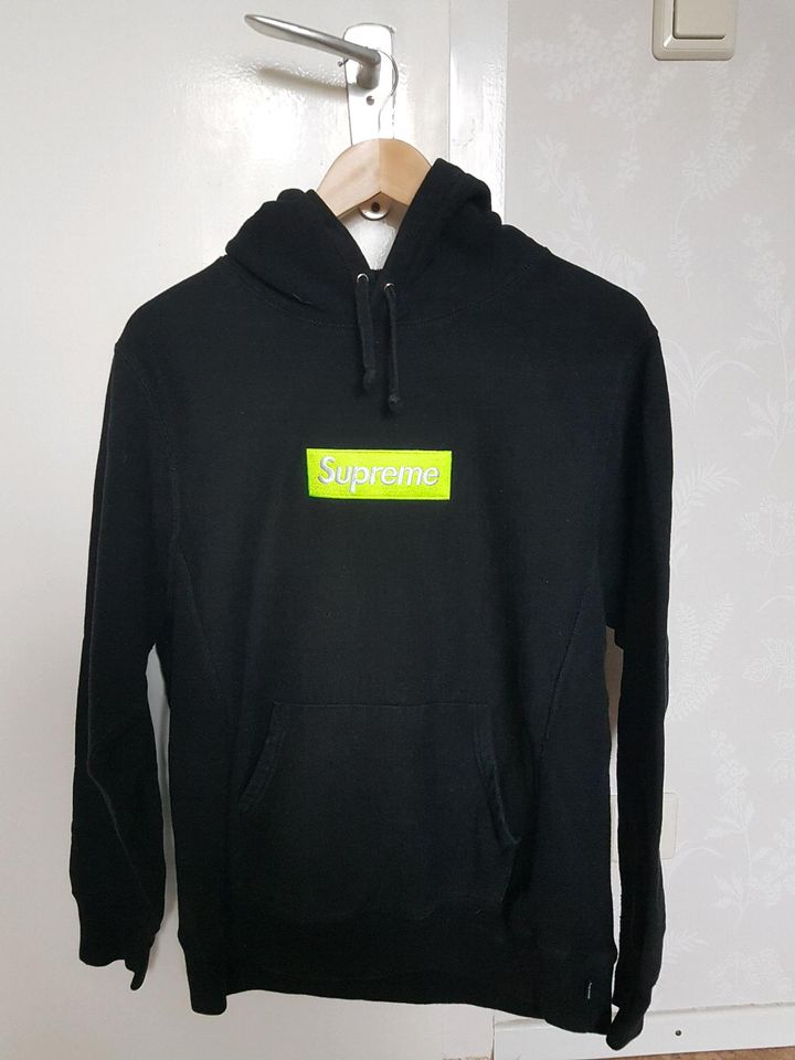 w. NEU Supreme New York FW17 Box Logo Hoodie Bogo Black Lime M in Wolfenbüttel