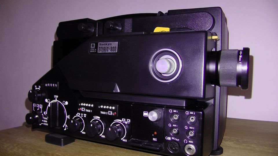 SANKYO 800 Stereo Super 8 Filmprojektor mit 1.0 Optik in Saarbrücken