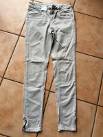 Graue Jeans EDC by esprit Größe 32 reg. Nordrhein-Westfalen - Finnentrop Vorschau