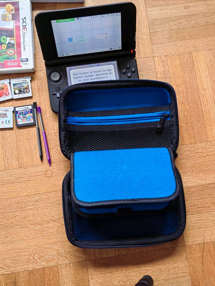 Nintendo 3ds xl guter Zustand mit 15 Spielen in Höchberg