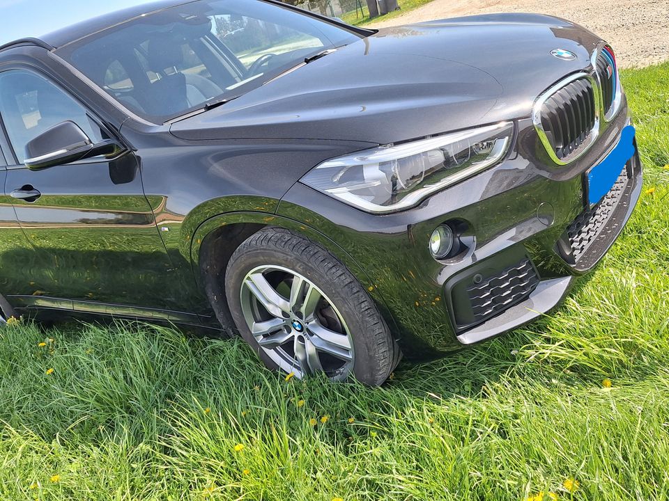 BMW X1, xdrive, M-Sport, AHK, Navi, HUD in Erding