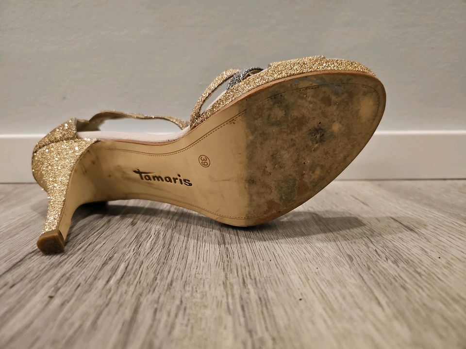 Tamaris High Heel Sandale Gold Silber Glitzer in Hadamar