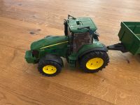 Bruder Traktor John Deere mit Anhänger Nordrhein-Westfalen - Erkelenz Vorschau