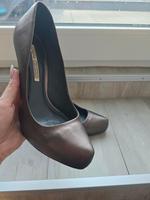 Buffalo Pumps Braun - Größe 41 Düsseldorf - Benrath Vorschau