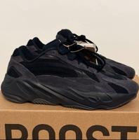 Adidas Yeezy 700 V2 Vanta / Black / US 10 EU 44 - ID: FU6684 Rheinland-Pfalz - Kindsbach Vorschau
