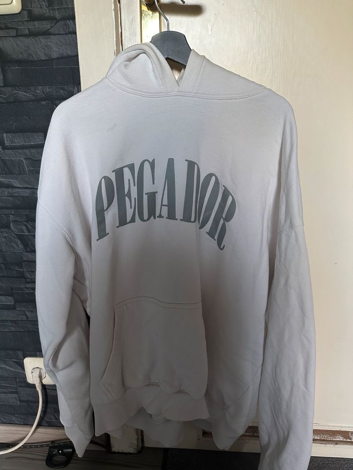 Pegador Hoodie (XL) in Lübeck