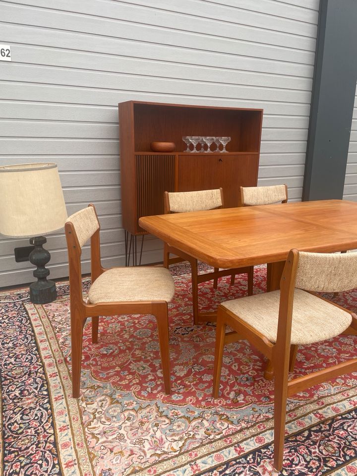 Mid Century Danish Design Esstisch 170-270 cm  + 6 Stühle Teak in Dortmund