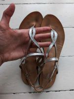 Zehentrenner Flipflops Sandalen Leder 39 Berlin - Charlottenburg Vorschau