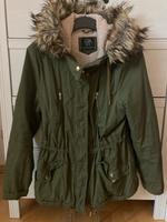 olivegrüne/ khaki Jacke/ Parka von Clockhouse Neuhausen-Nymphenburg - Neuhausen Vorschau