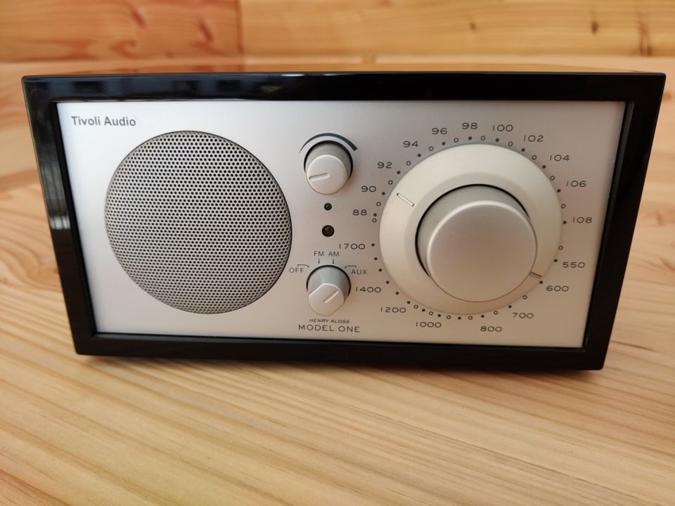 Tivoli Audio Model One Henry Kloss Radio defekt in Seubersdorf