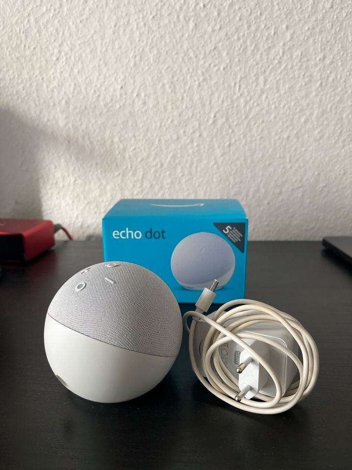 Amazon Alexa Echo Dot 5 in Düsseldorf
