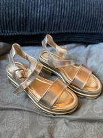 Sandalen mit Absatz Nordrhein-Westfalen - Oberhausen Vorschau