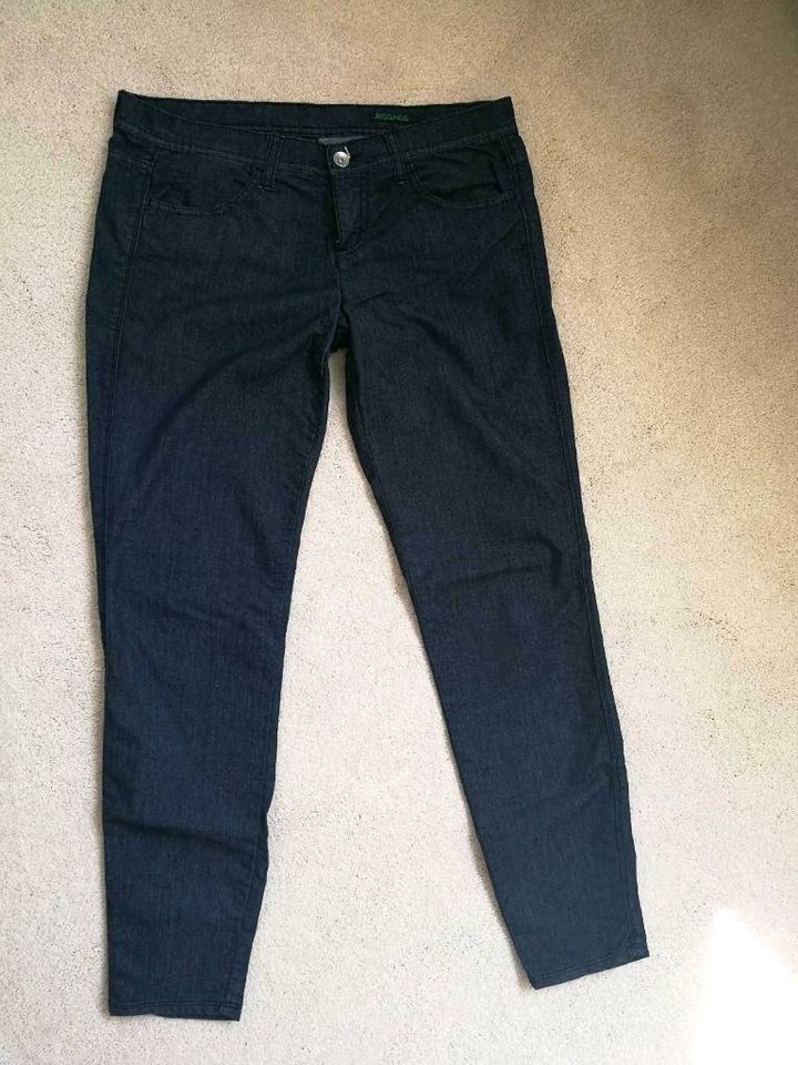 NEUE Benetton Jeggings/Jeans, Gr. 38 in Hodenhagen