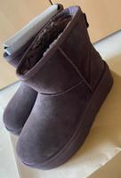 Original UGG Plateau Boots braun Gr. 42 *neu* Kreis Pinneberg - Pinneberg Vorschau