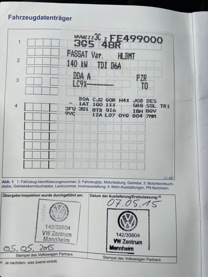 Volkswagen Passat Variant Highline 4Motion R-LINE *VOLL* in Overath