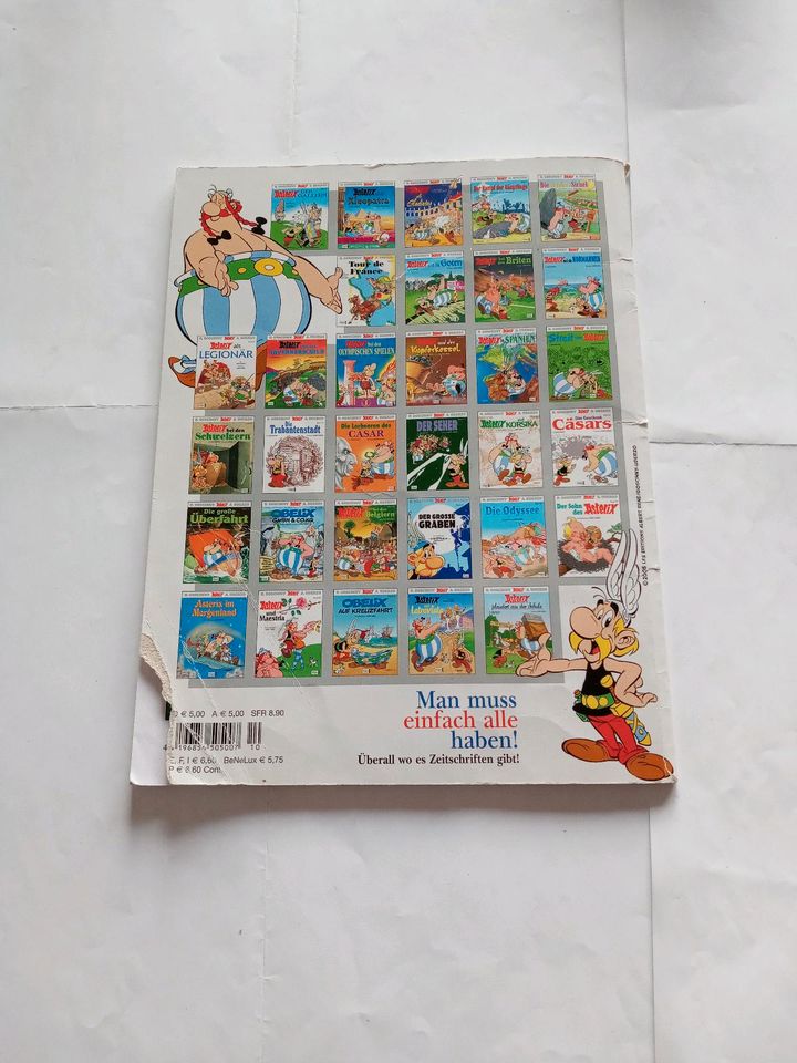 Asterix Hefte Band 4, 6, 10, 24 zus. 13€ ! in Altenbeken