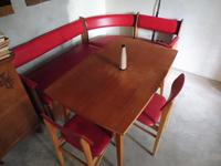DDR Eckbank Tisch Stühle rotes Kunstleder VEB Themar Vintage Kult Sachsen - Elterlein Vorschau