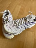 Nike Air Tn weiß/lila Größe 40 Rheinland-Pfalz - Lörzweiler Vorschau