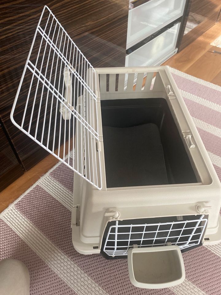 Katzen Hunde Transportbox ca. 58x36x34 in Wiesbaden