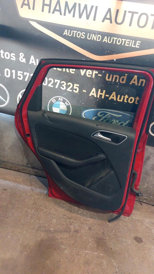 Mercedes B klasse W246 tür hinten links komplett gut Zustand in Bochum