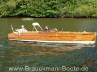 offenes Mahagonie Motorboot Karwel geplankt (MM) Brandenburg - Brandenburg an der Havel Vorschau
