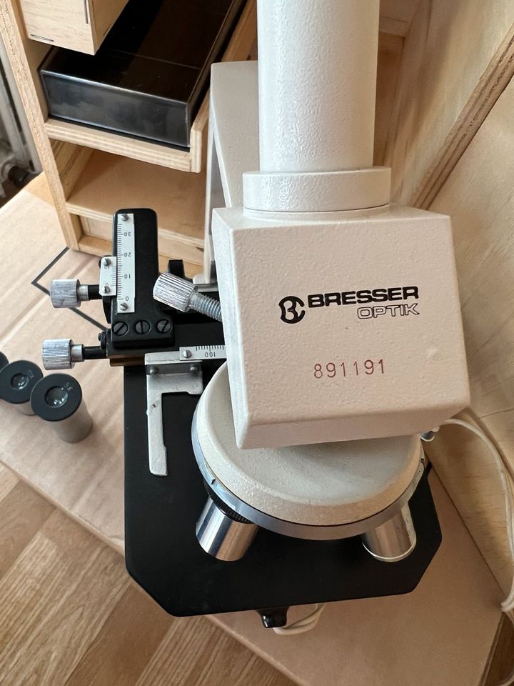 Schülermikroskop Bresser in Aurich