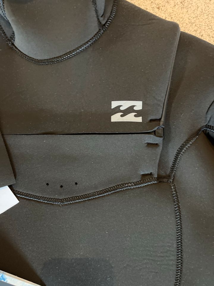 Billabong Graphene Wetsuit S 5/4 Frotnzip / Kapuze Neu in Hamburg