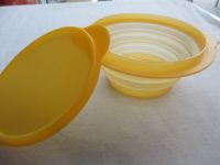 Tupperware Mini Max Behälter 700 ml faltbar gelb rund - NEU Niedersachsen - Lehrte Vorschau