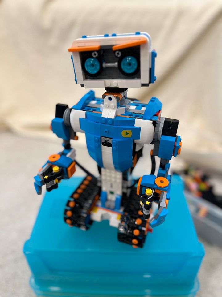 LEGO Boost 17101 Roboticset in Immenstadt