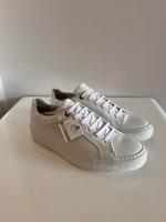 Lloyd Herren Sneaker NEU weiß Gr8 / 42 Ludwigsvorstadt-Isarvorstadt - Isarvorstadt Vorschau