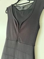 Ich verkaufe ein schwarzes Kleid Flensburg - Mürwik Vorschau