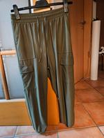 dünne / leichte Cargohose von Amisu Gr. M khaki grün Nordrhein-Westfalen - Neunkirchen-Seelscheid Vorschau