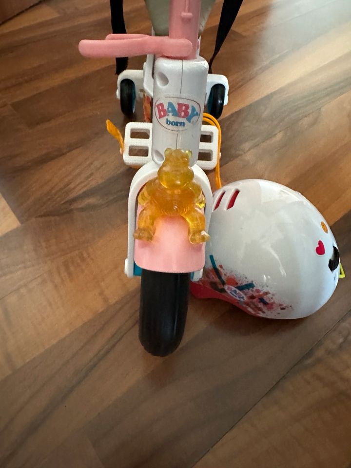 Baby Born Fahrrad + Helm + Trinkflasche , wie neu in Schmelz