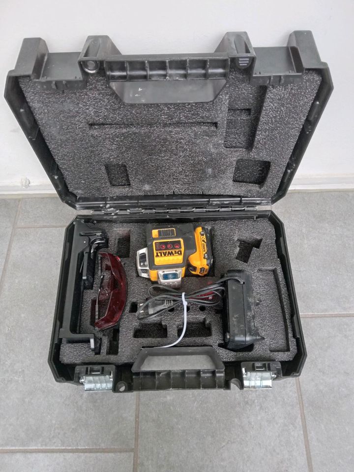 DeWalt Multilinienl. DCE089D1R-QW 3x360* gebr.!! in Nordrhein-Westfalen -  Voerde (Niederrhein) | Heimwerken. Heimwerkerbedarf gebraucht kaufen | eBay  Kleinanzeigen ist jetzt Kleinanzeigen