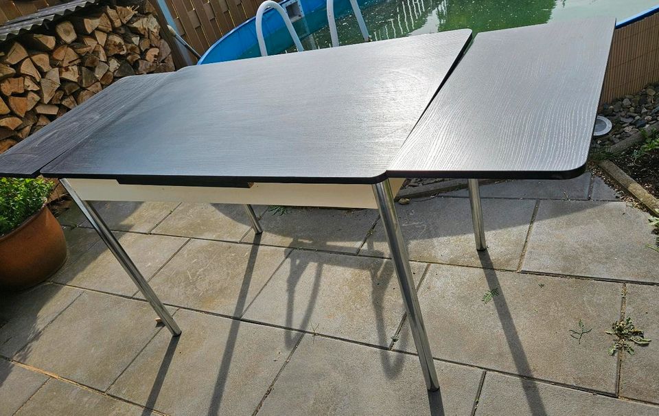 Küchentisch Gartentisch Schreibtisch oder halt ein Tisch in Braunschweig