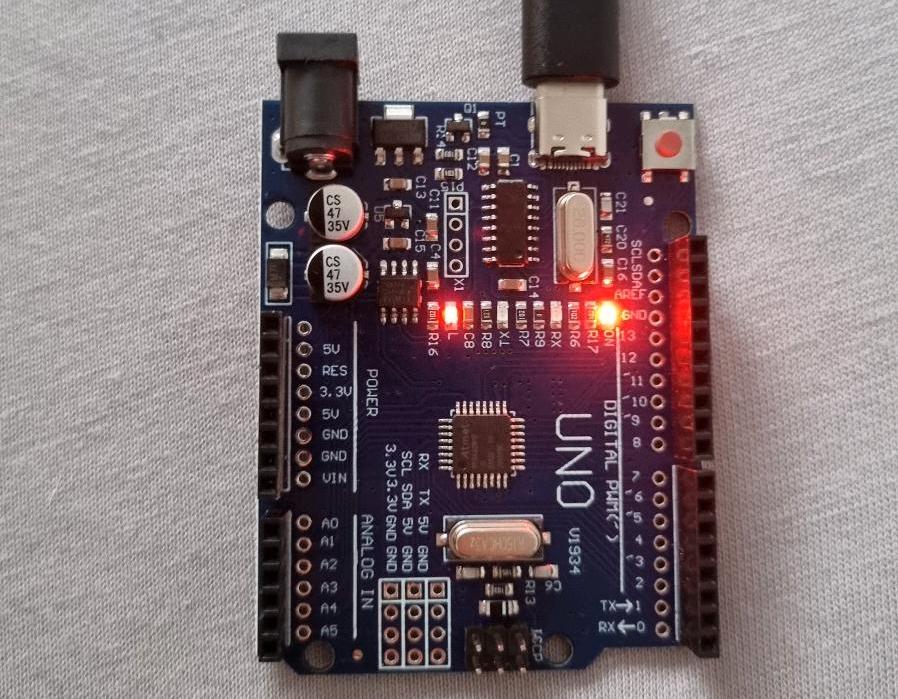 Arduino UNO Entwicklungsplatine / Microcontroller board Type C in Karlsruhe