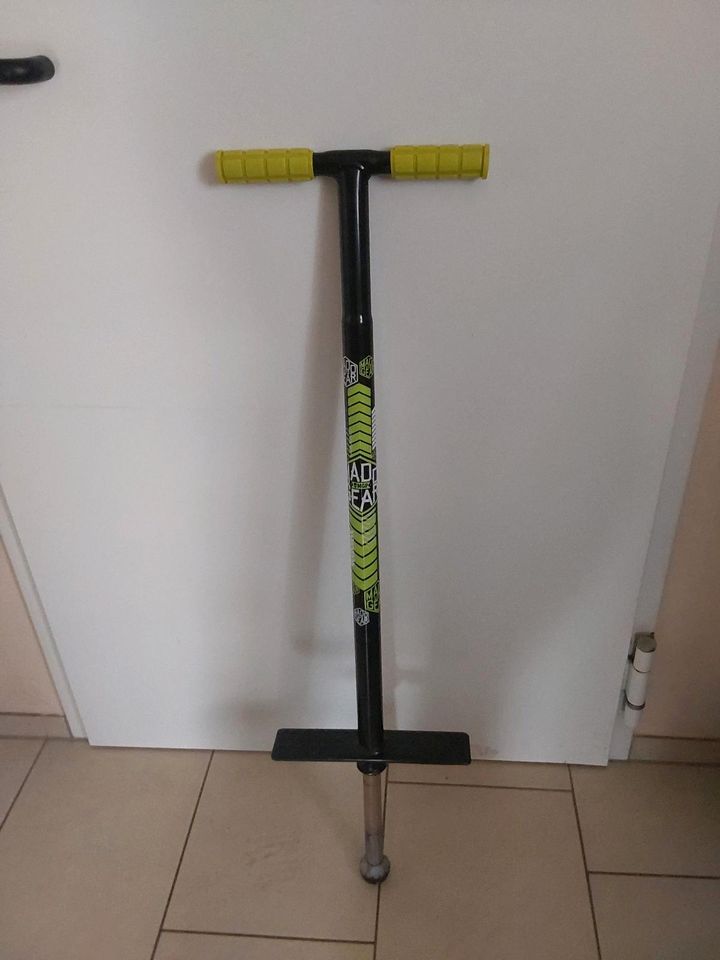 MaddGear Pogostick in Elztal