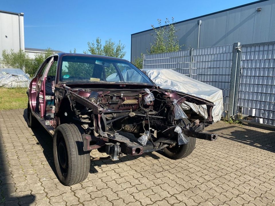 Audi S6 C4 20V Turbo Limousine Rohkarosse rollbar in Wipperfürth