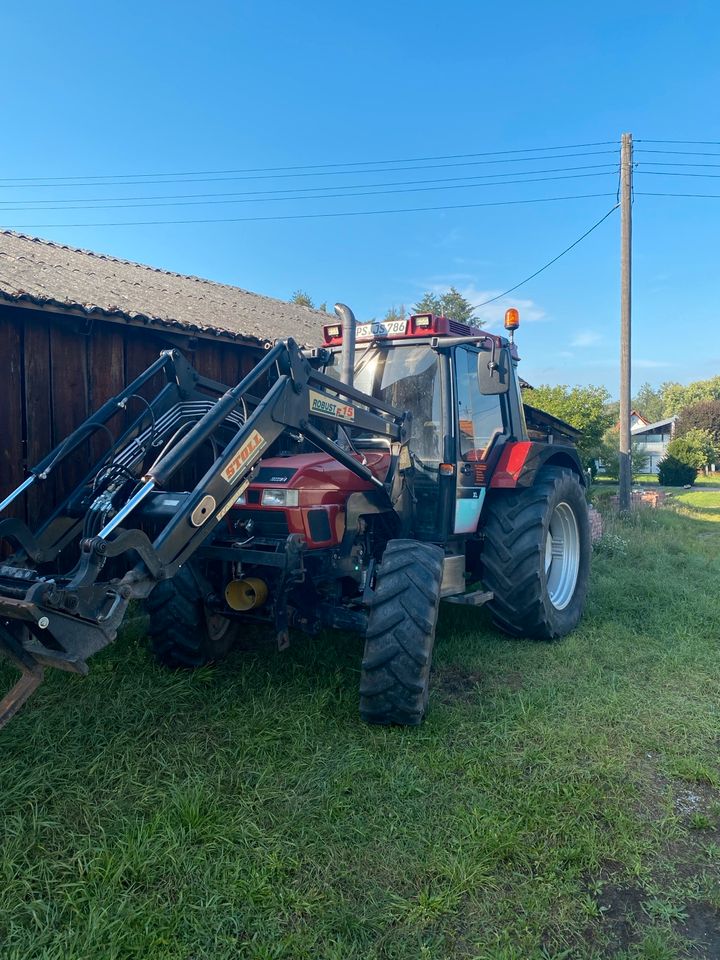 Traktor Case IH 4240 XLA in Ludwigswinkel