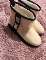 Ugg Boots 41 mit Fell Nordrhein-Westfalen - Siegen Vorschau