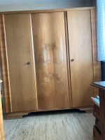 Holzschrank Vintage Retro 3-türig Baden-Württemberg - Niefern-Öschelbronn Vorschau